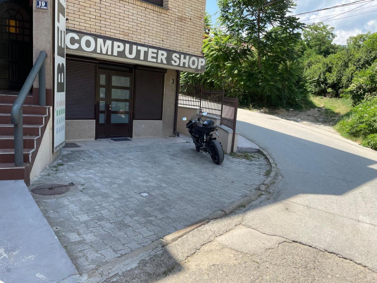 Bora Apartmani - Free Parking - City Center Vranje Eksteriør bilde