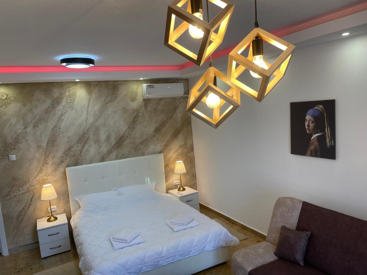 Bora Apartmani - Free Parking - City Center Vranje Eksteriør bilde