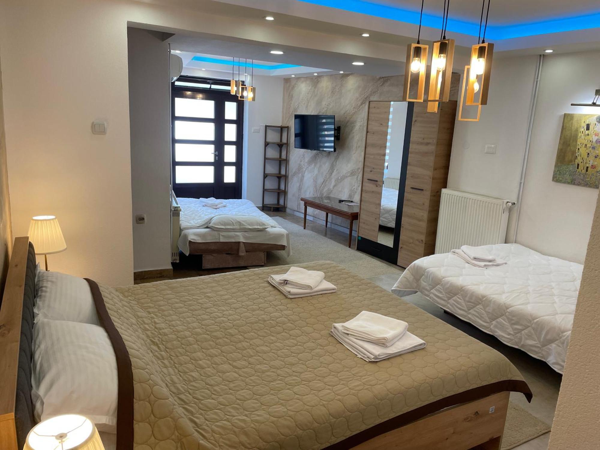 Bora Apartmani - Free Parking - City Center Vranje Eksteriør bilde