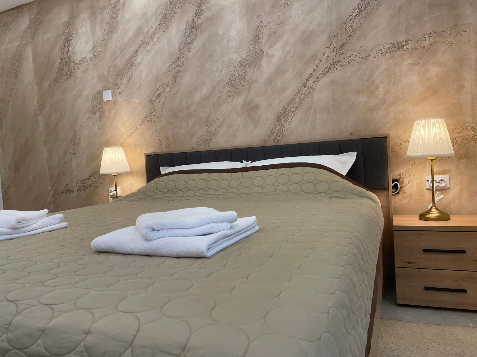 Bora Apartmani - Free Parking - City Center Vranje Eksteriør bilde