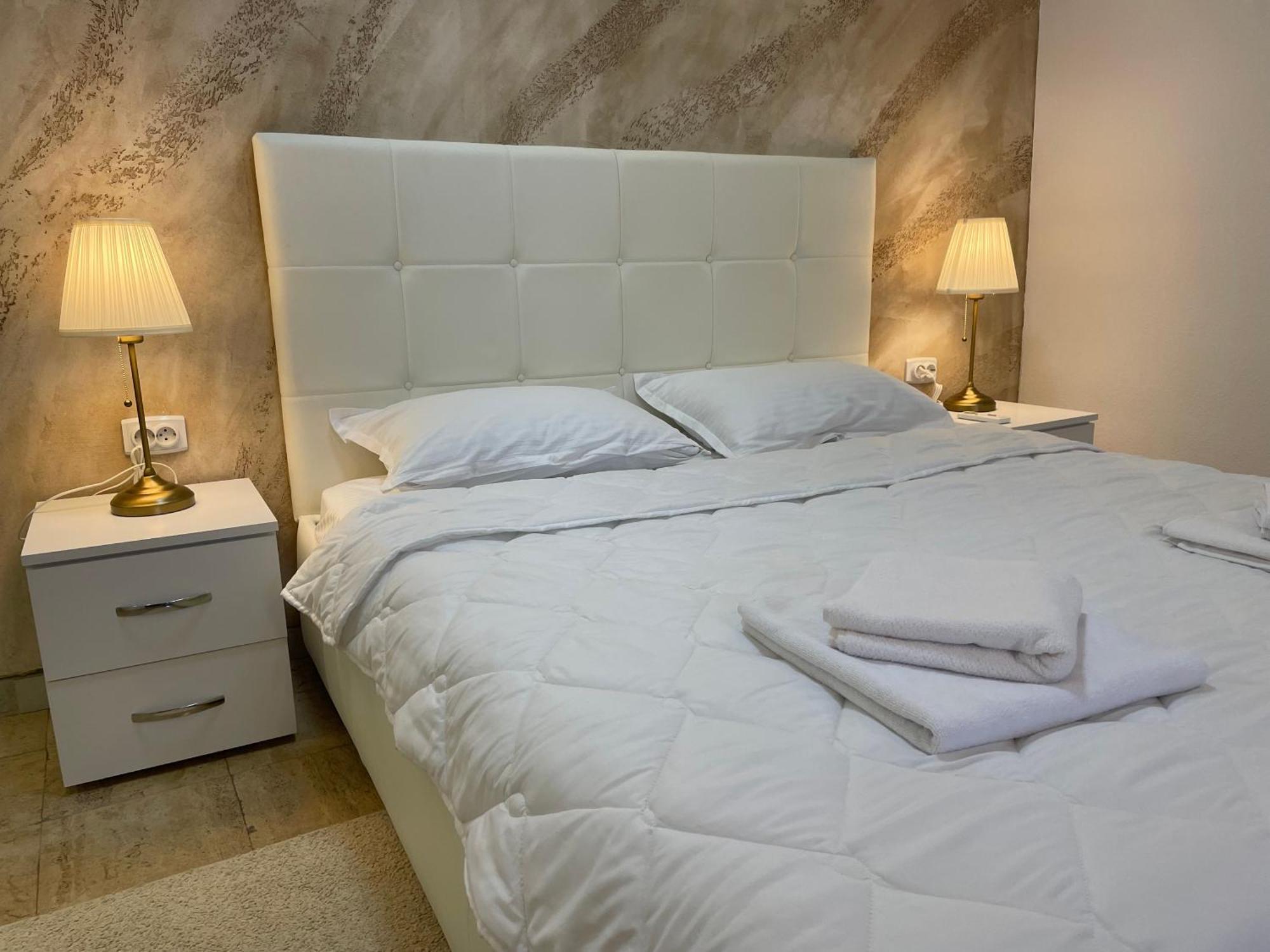 Bora Apartmani - Free Parking - City Center Vranje Eksteriør bilde